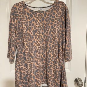 XL, cheetah, 3/4 sleeve, long sleeved shirt NEVER WORN